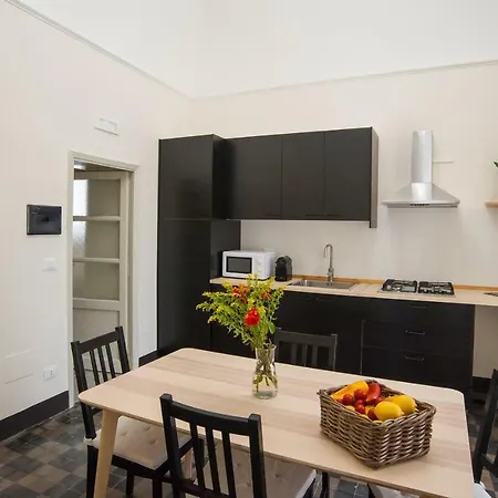 Appartamento Homes4holidays - Teatro Massimo Catania